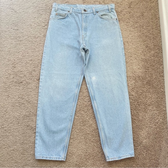 Levi’s VINTAGE 90s 550 ORANGE Tab Relaxed Fit Tapered Leg Light Wash Denim Jeans - Picture 15 of 16